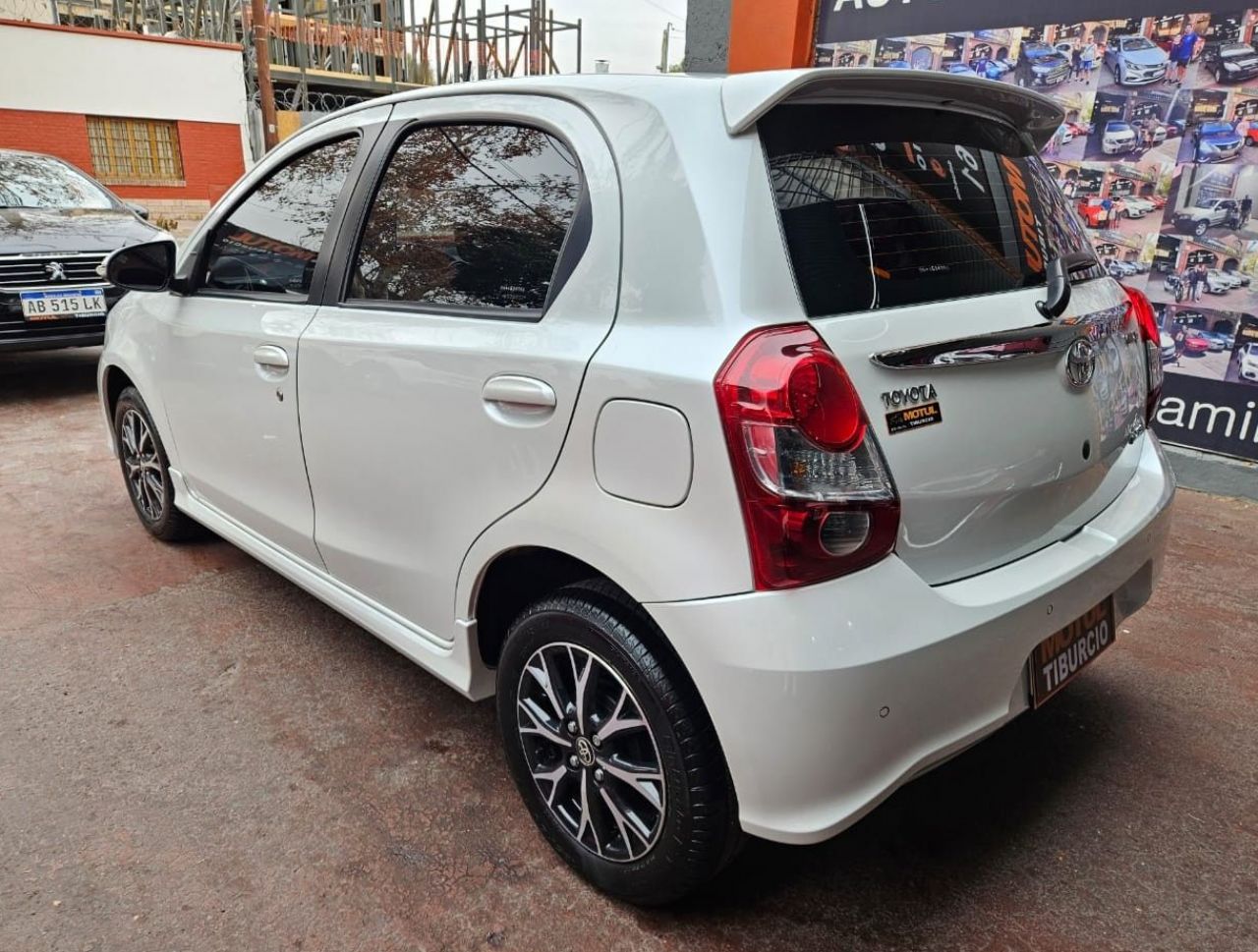 Toyota Etios Usado en Mendoza, deRuedas