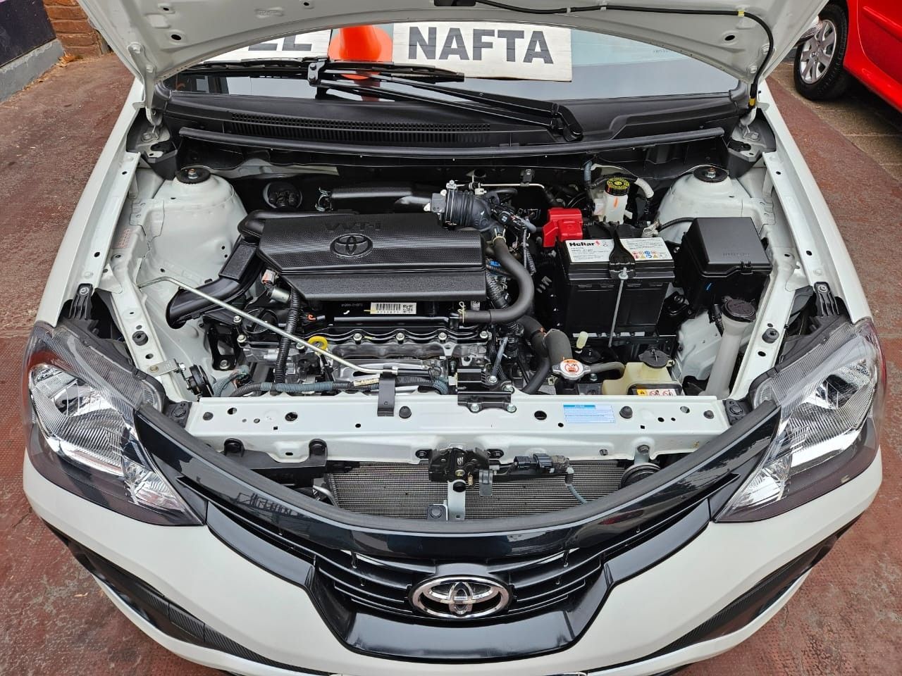 Toyota Etios Usado en Mendoza, deRuedas