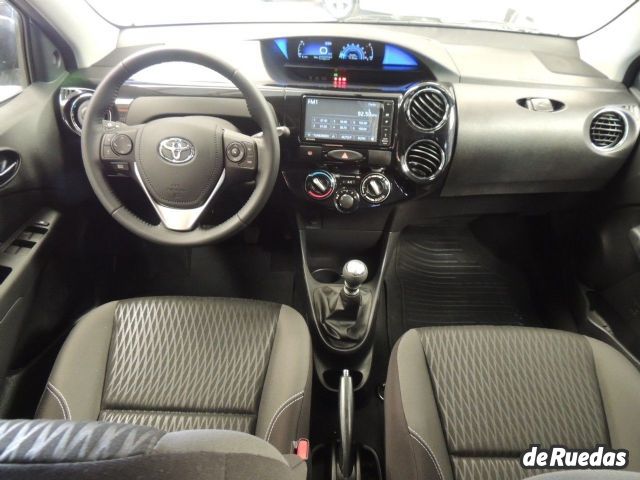 Toyota Etios Nuevo en Mendoza, deRuedas