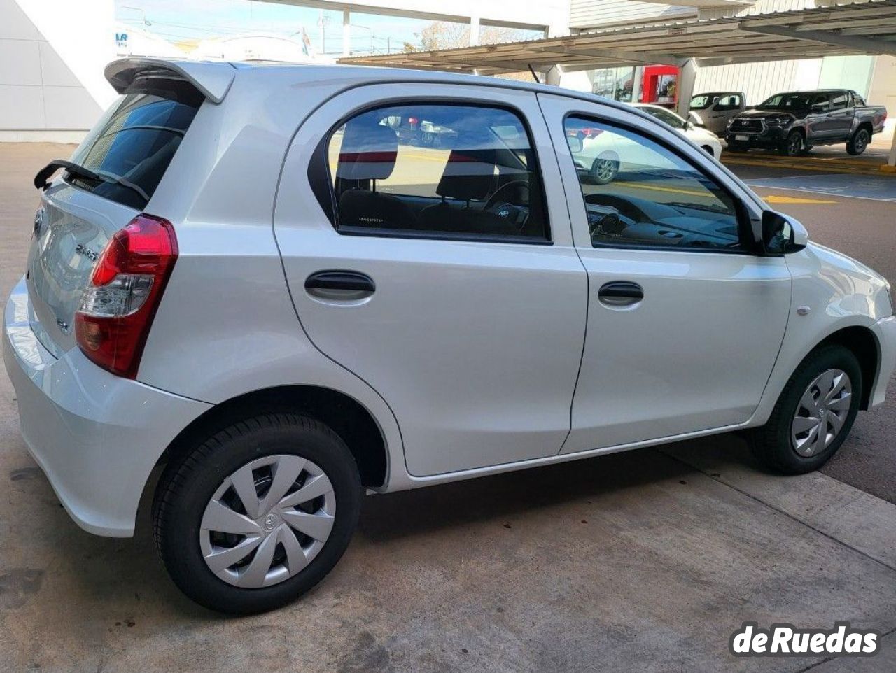 Toyota Etios Nuevo en Mendoza, deRuedas