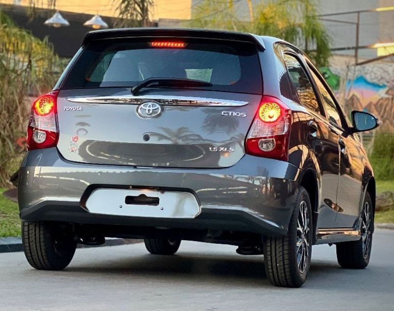 Toyota Etios Nuevo en Córdoba, deRuedas