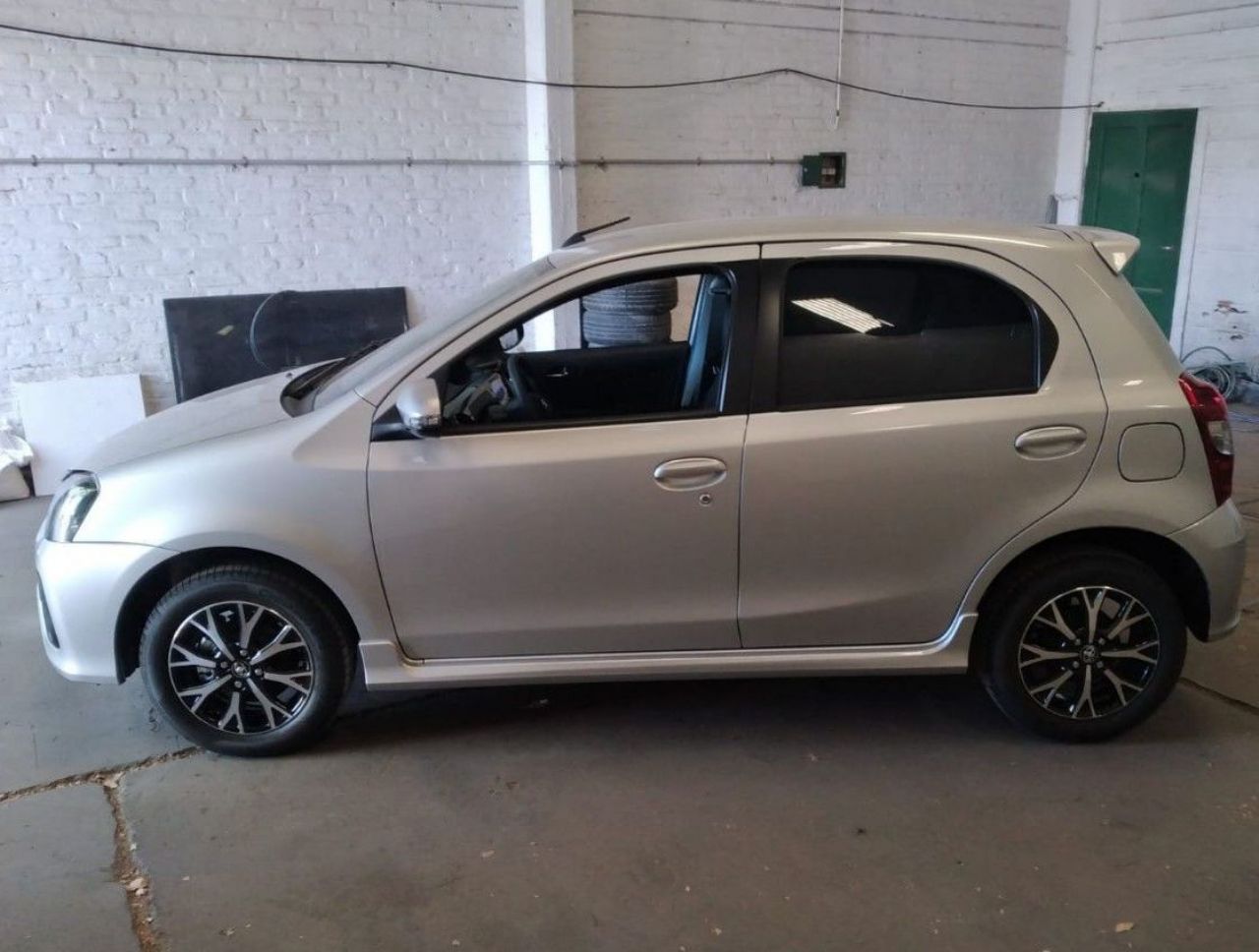 Toyota Etios Nuevo en Mendoza, deRuedas