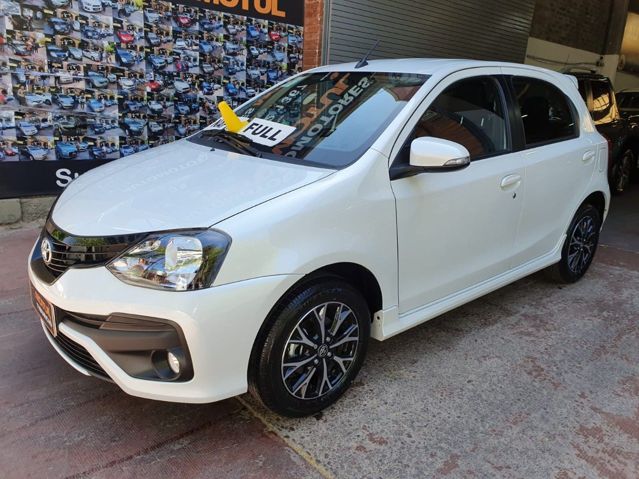 Toyota Etios Nuevo Financiado en Mendoza, deRuedas