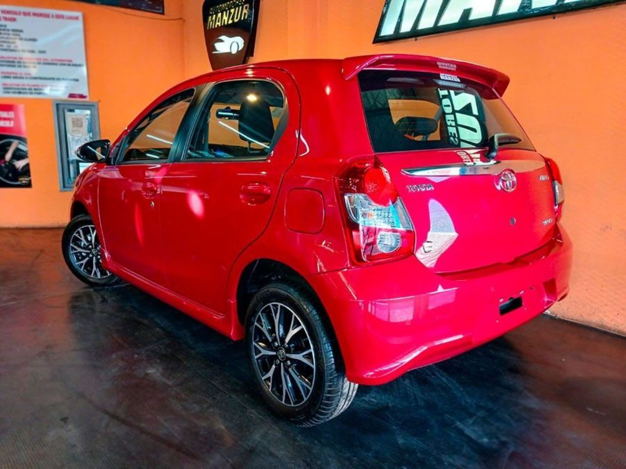 Toyota Etios Usado en Mendoza, deRuedas