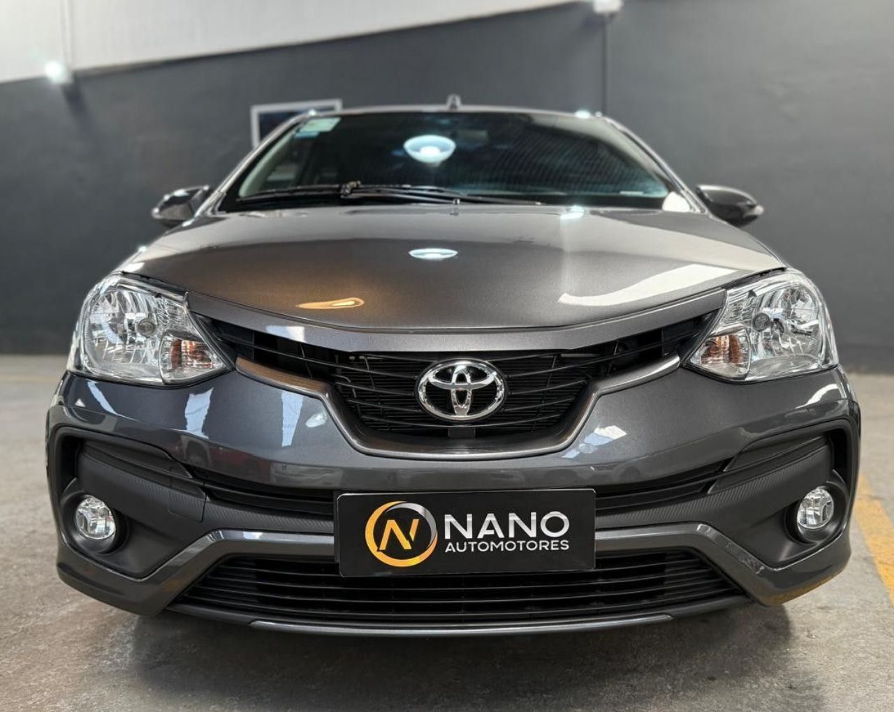 Toyota Etios Usado en Córdoba, deRuedas