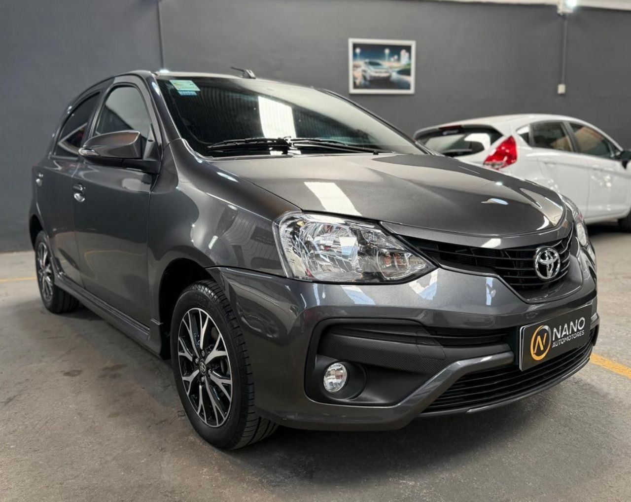 Toyota Etios Usado en Córdoba, deRuedas