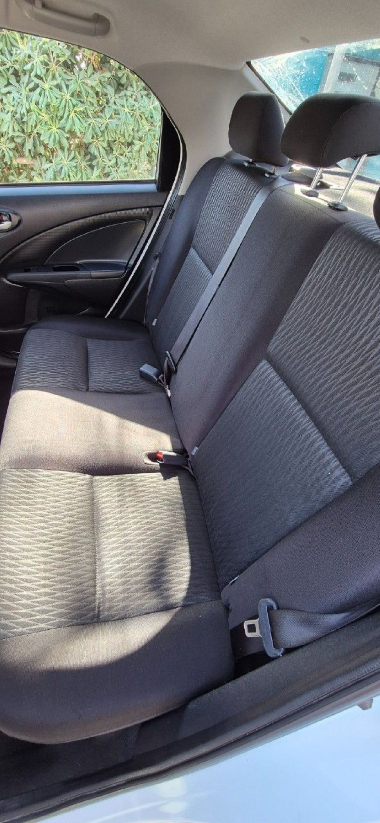 Toyota Etios Usado en Mendoza, deRuedas