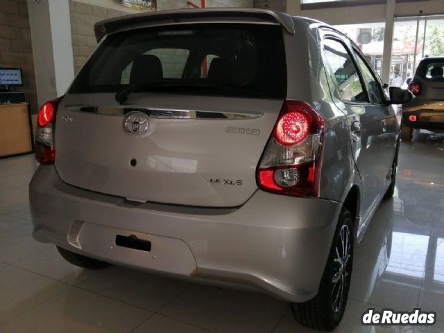 Toyota Etios Nuevo en Mendoza, deRuedas