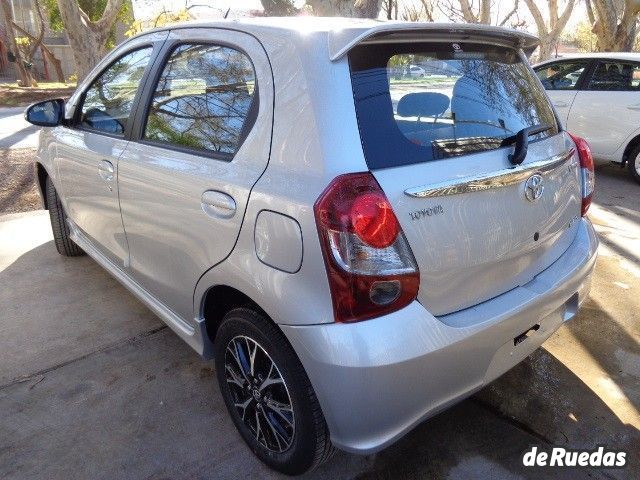 Toyota Etios Nuevo en Mendoza, deRuedas
