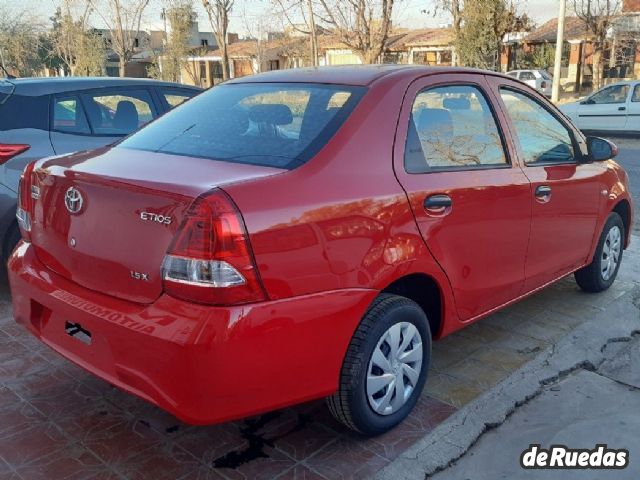 Toyota Etios Nuevo en Mendoza, deRuedas