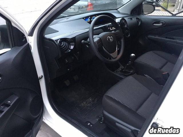 Toyota Etios Nuevo en Mendoza, deRuedas