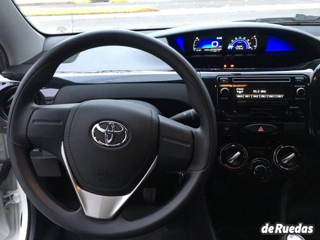 Toyota Etios Nuevo en Mendoza, deRuedas