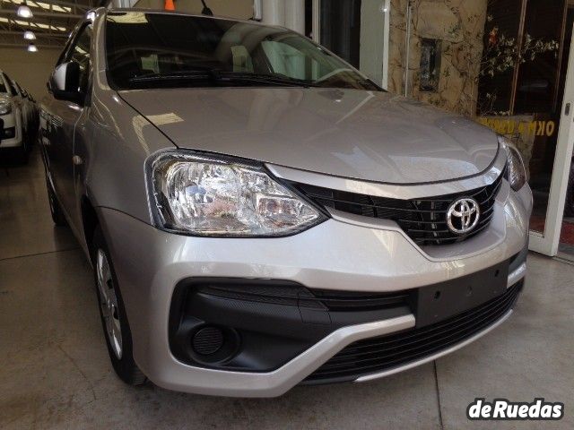 Toyota Etios Nuevo en Mendoza, deRuedas