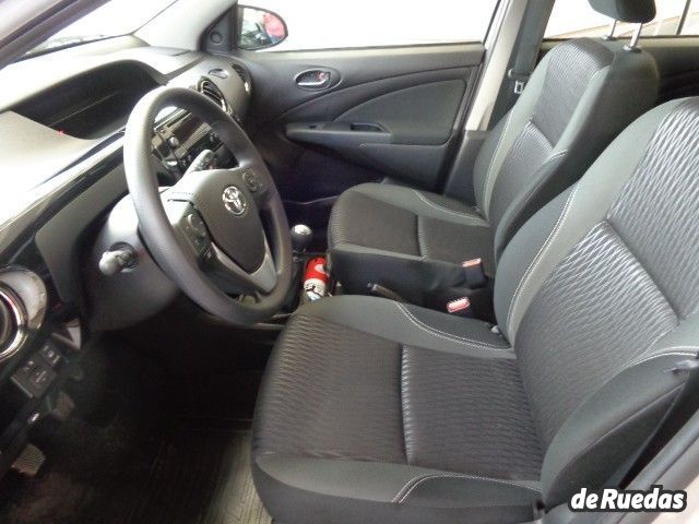 Toyota Etios Nuevo en Mendoza, deRuedas