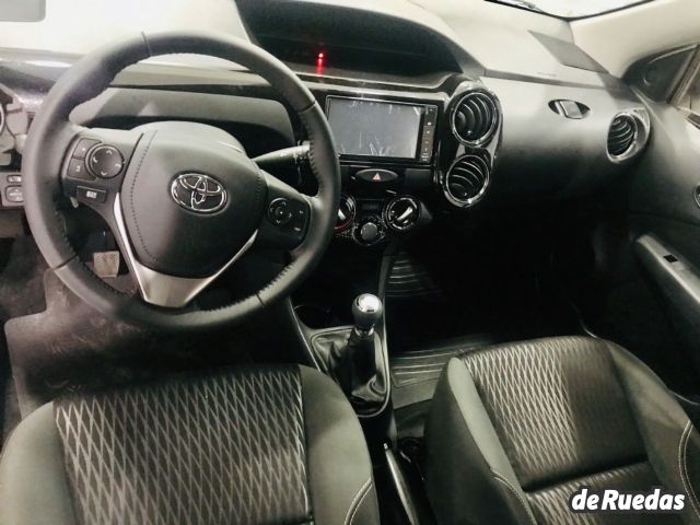 Toyota Etios Nuevo en Mendoza, deRuedas