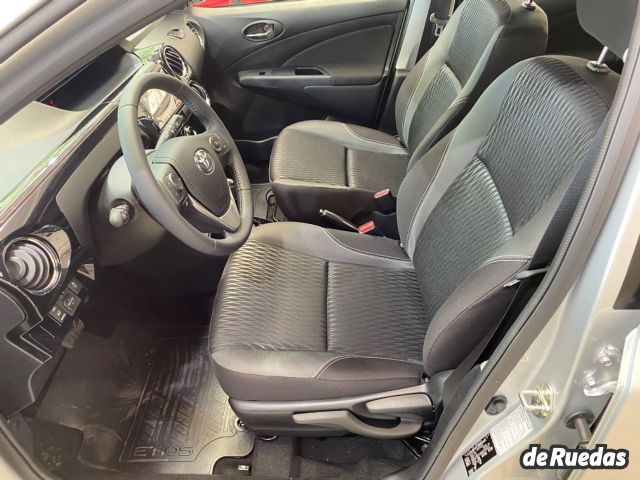 Toyota Etios Nuevo en Mendoza, deRuedas