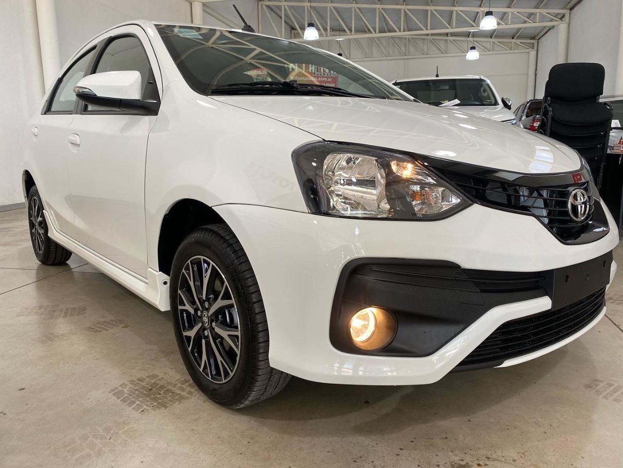 Toyota Etios Nuevo en Mendoza, deRuedas