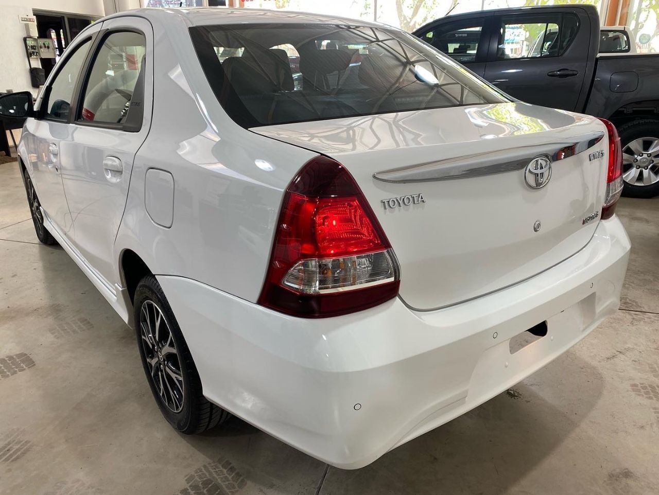 Toyota Etios Nuevo en Mendoza, deRuedas