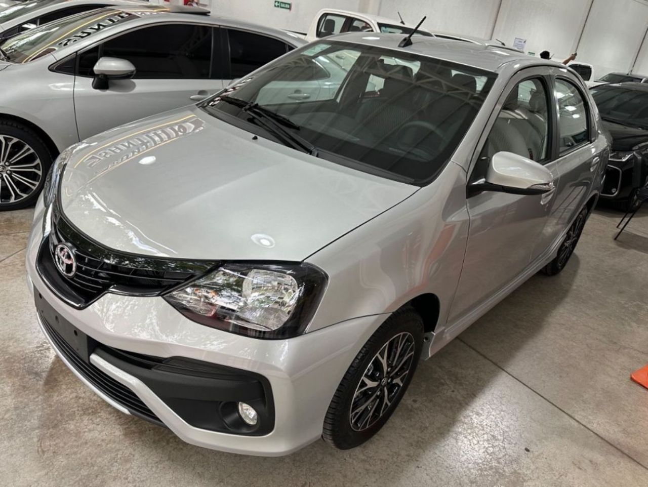 Toyota Etios Nuevo en Mendoza, deRuedas