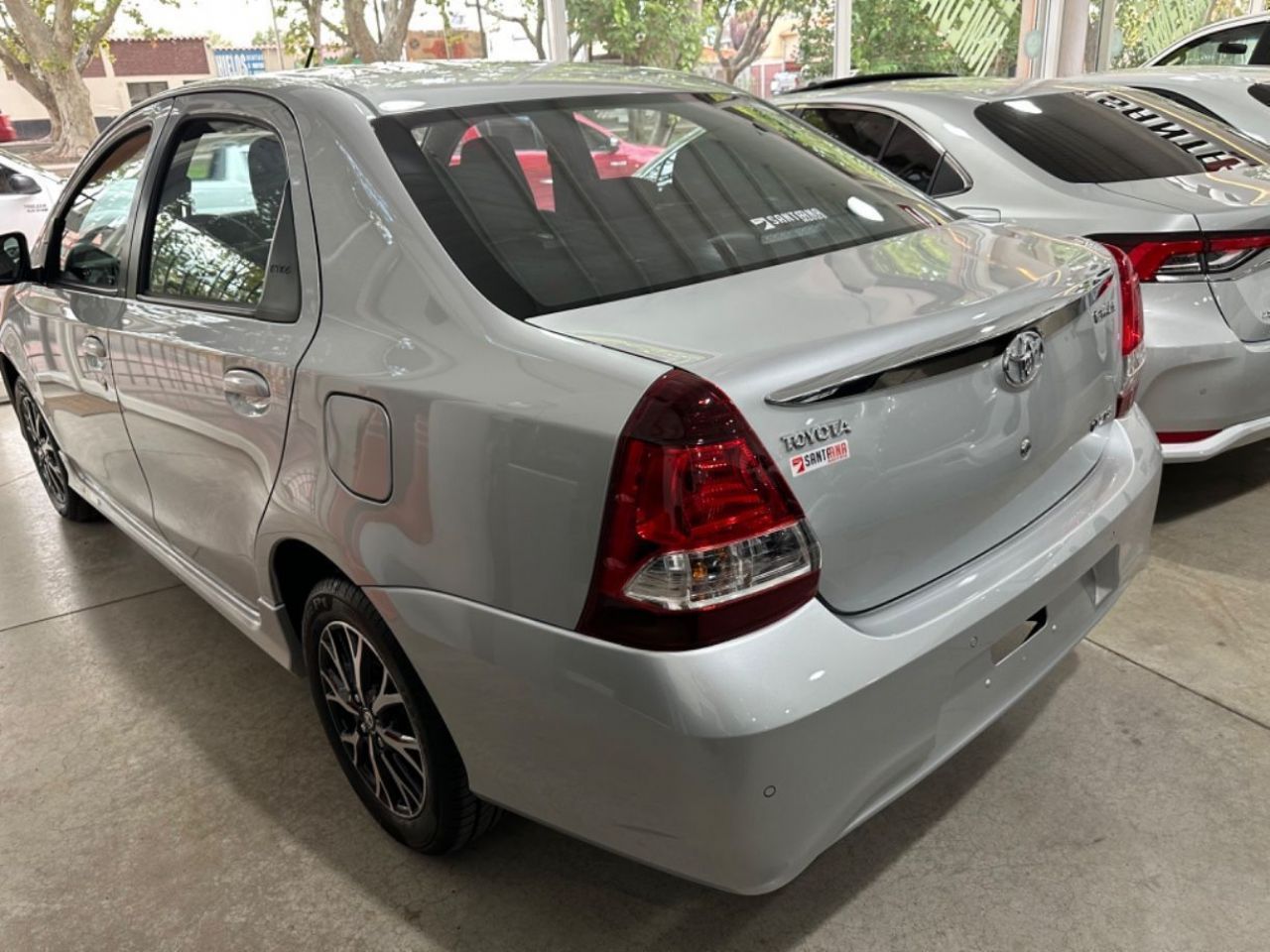 Toyota Etios Nuevo en Mendoza, deRuedas