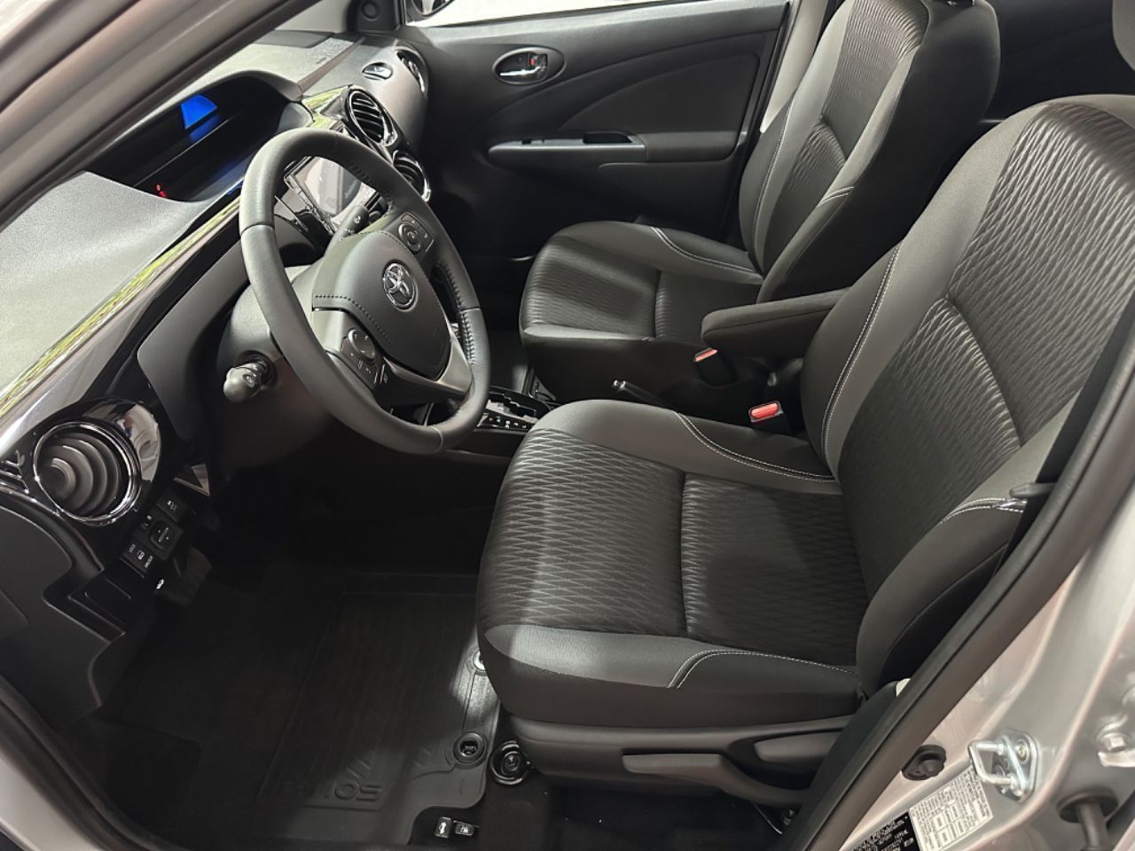 Toyota Etios Nuevo en Mendoza, deRuedas