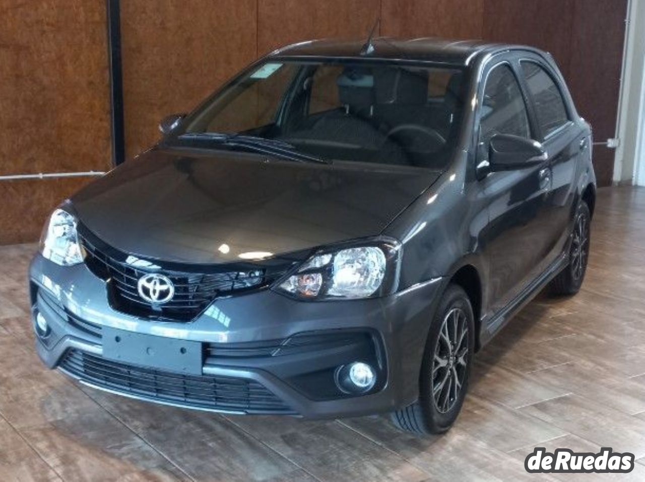 Toyota Etios Nuevo en Mendoza, deRuedas