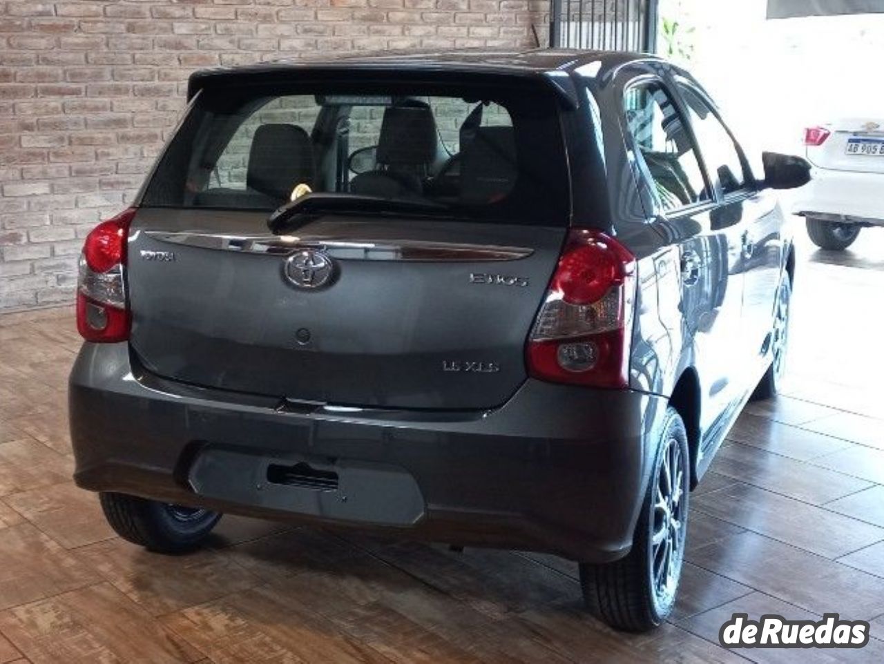 Toyota Etios Nuevo en Mendoza, deRuedas