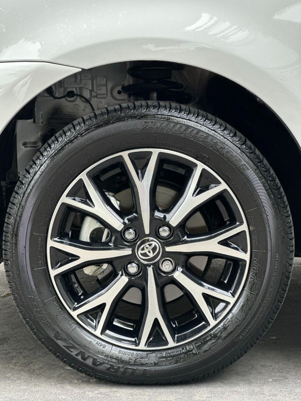 Toyota Etios Nuevo en Córdoba, deRuedas