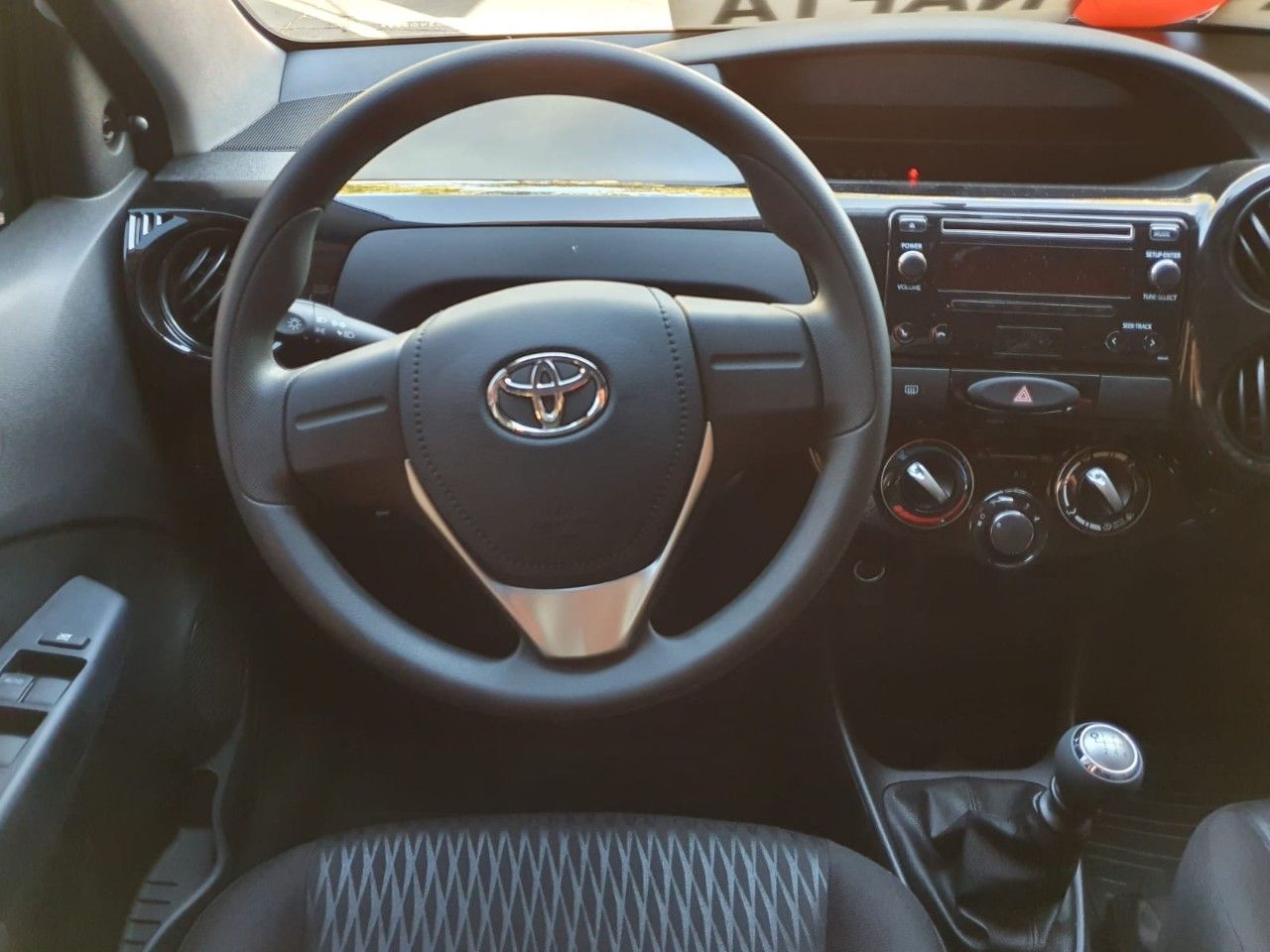 Toyota Etios Nuevo en Mendoza, deRuedas