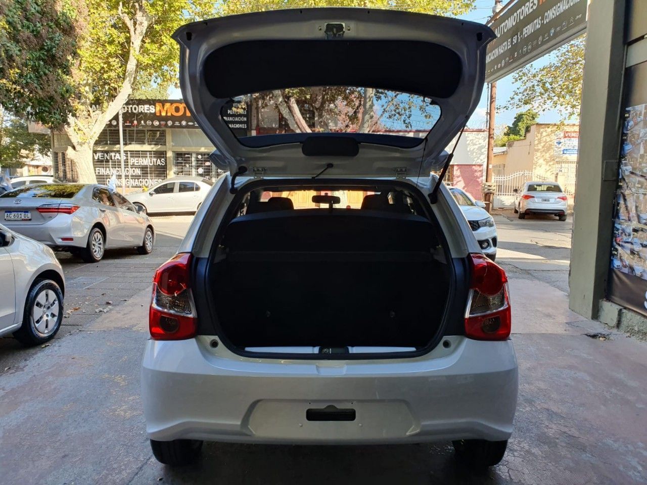 Toyota Etios Nuevo en Mendoza, deRuedas