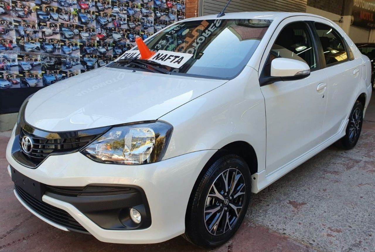 Toyota Etios Nuevo en Mendoza, deRuedas