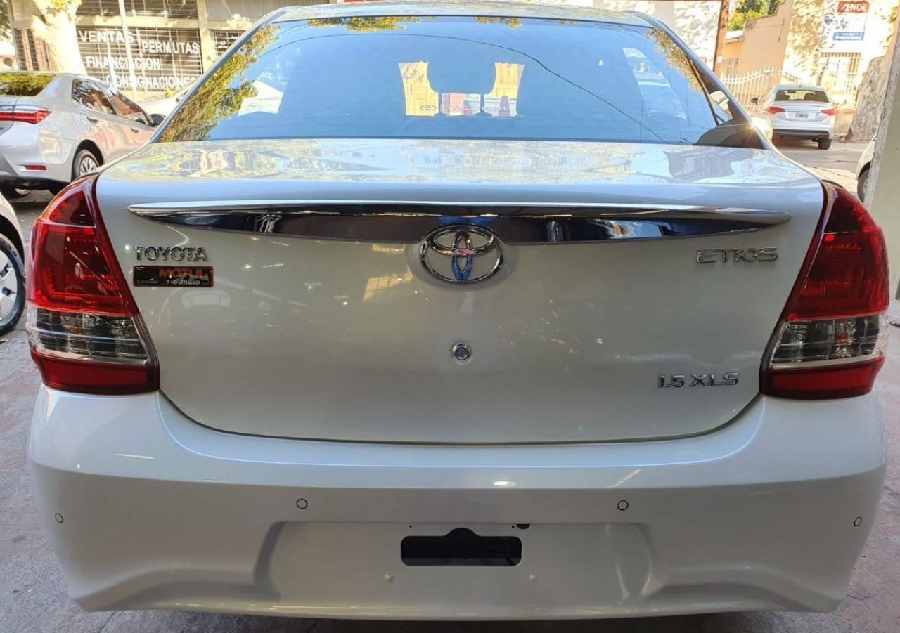 Toyota Etios Nuevo en Mendoza, deRuedas