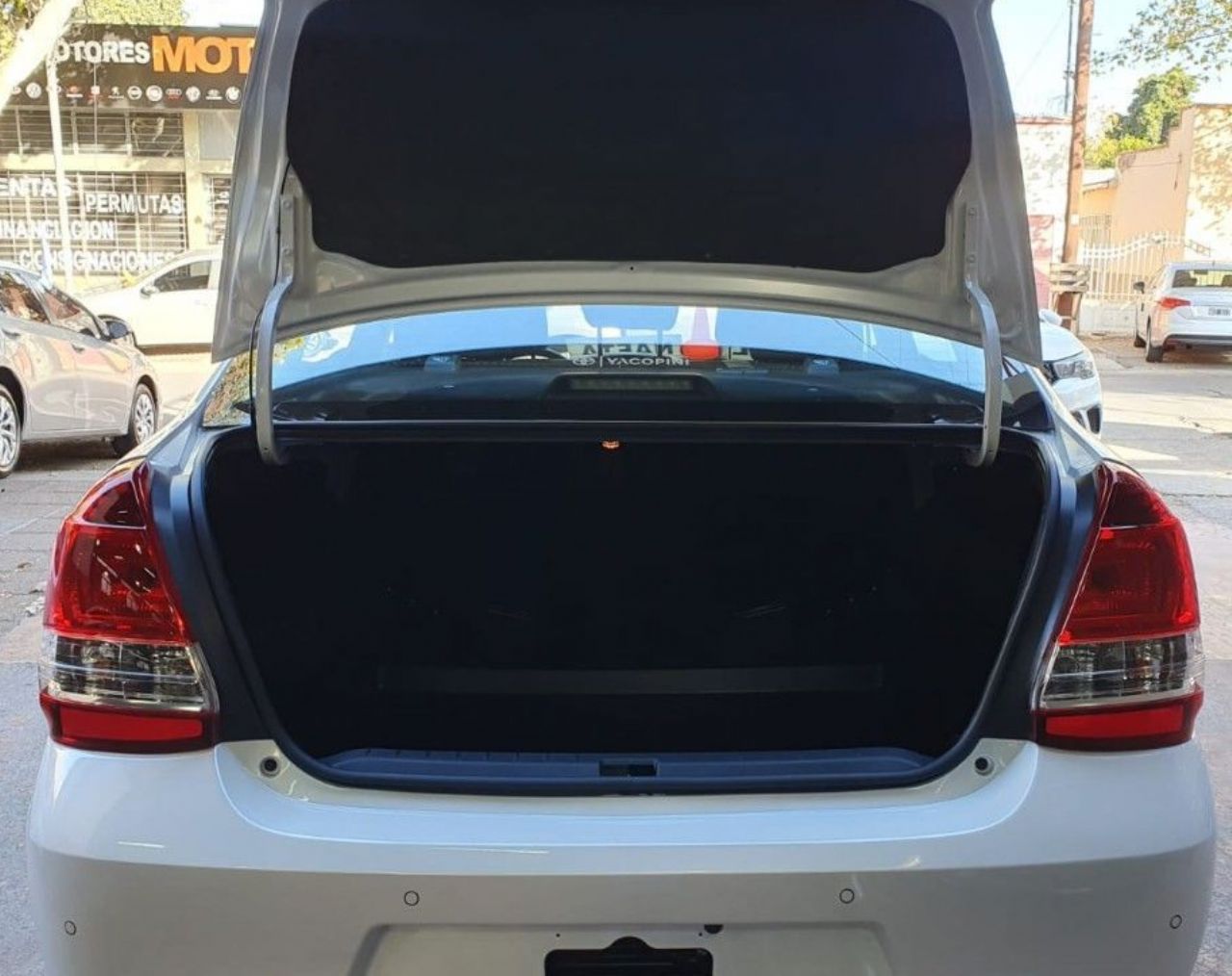 Toyota Etios Nuevo en Mendoza, deRuedas