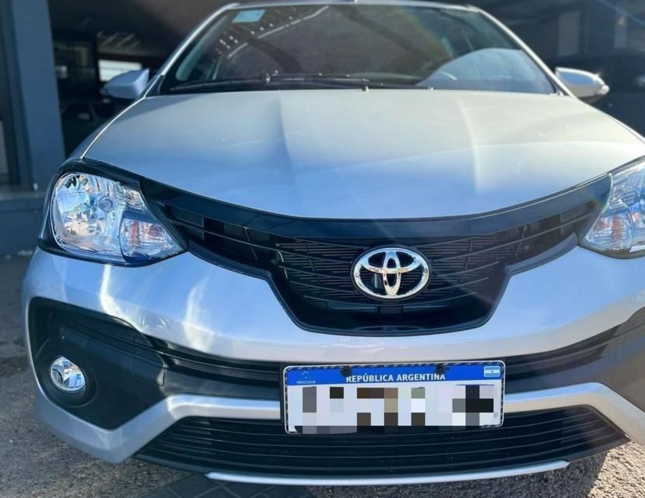 Toyota Etios Nuevo en Córdoba, deRuedas