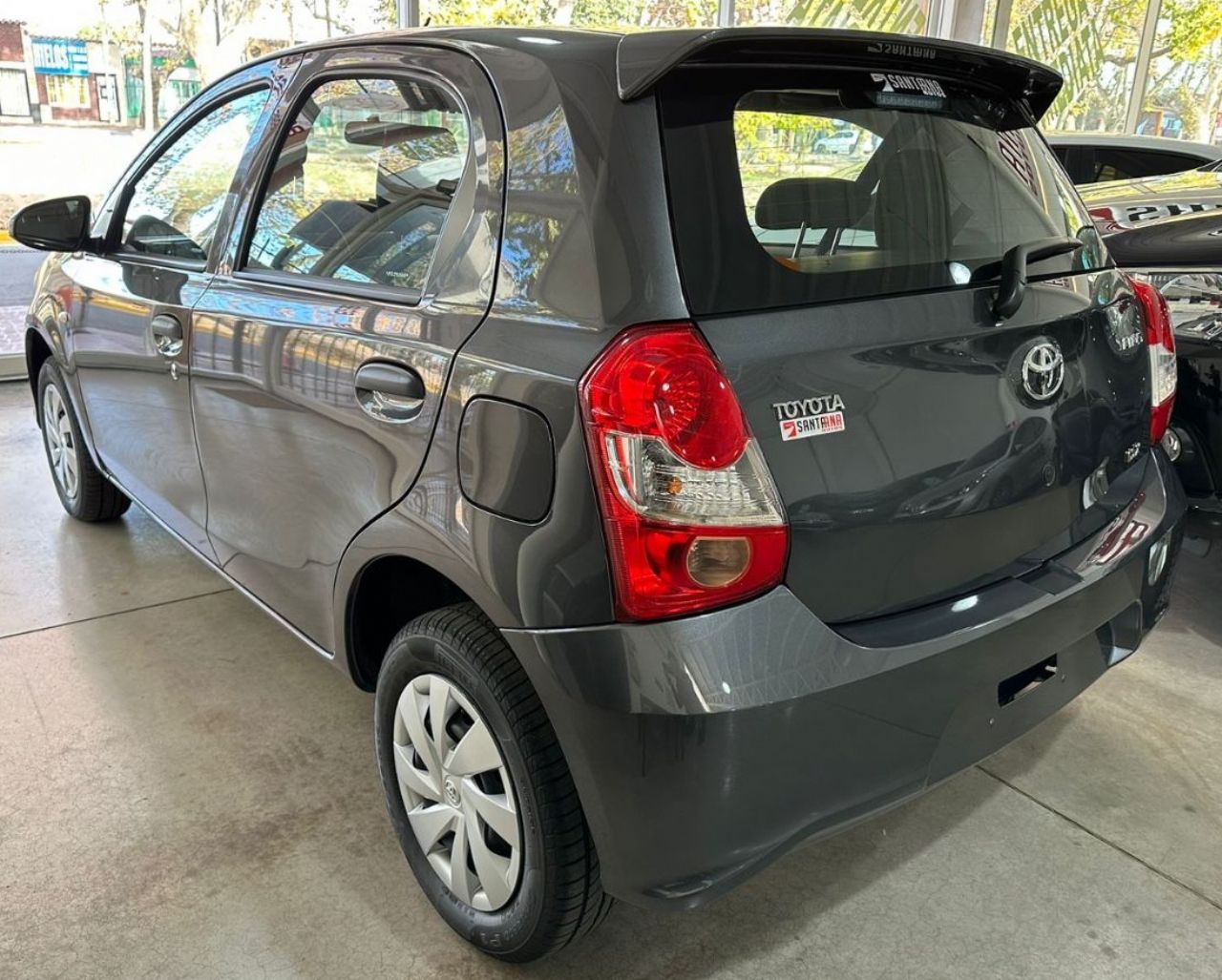 Toyota Etios Nuevo en Mendoza, deRuedas