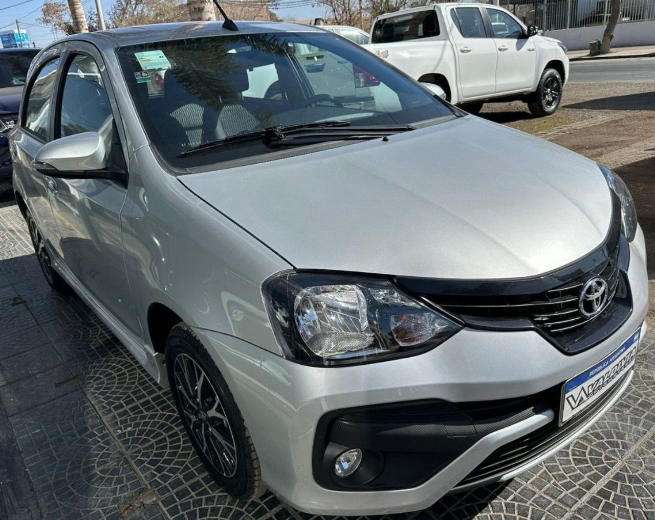 Toyota Etios Nuevo en San Juan, deRuedas