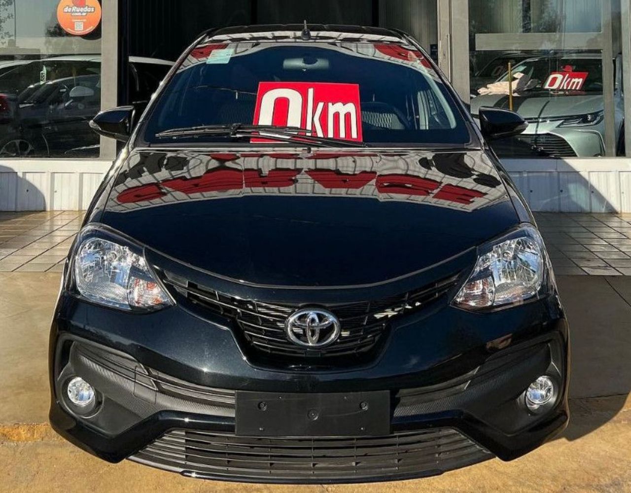 Toyota Etios Nuevo en San Juan, deRuedas
