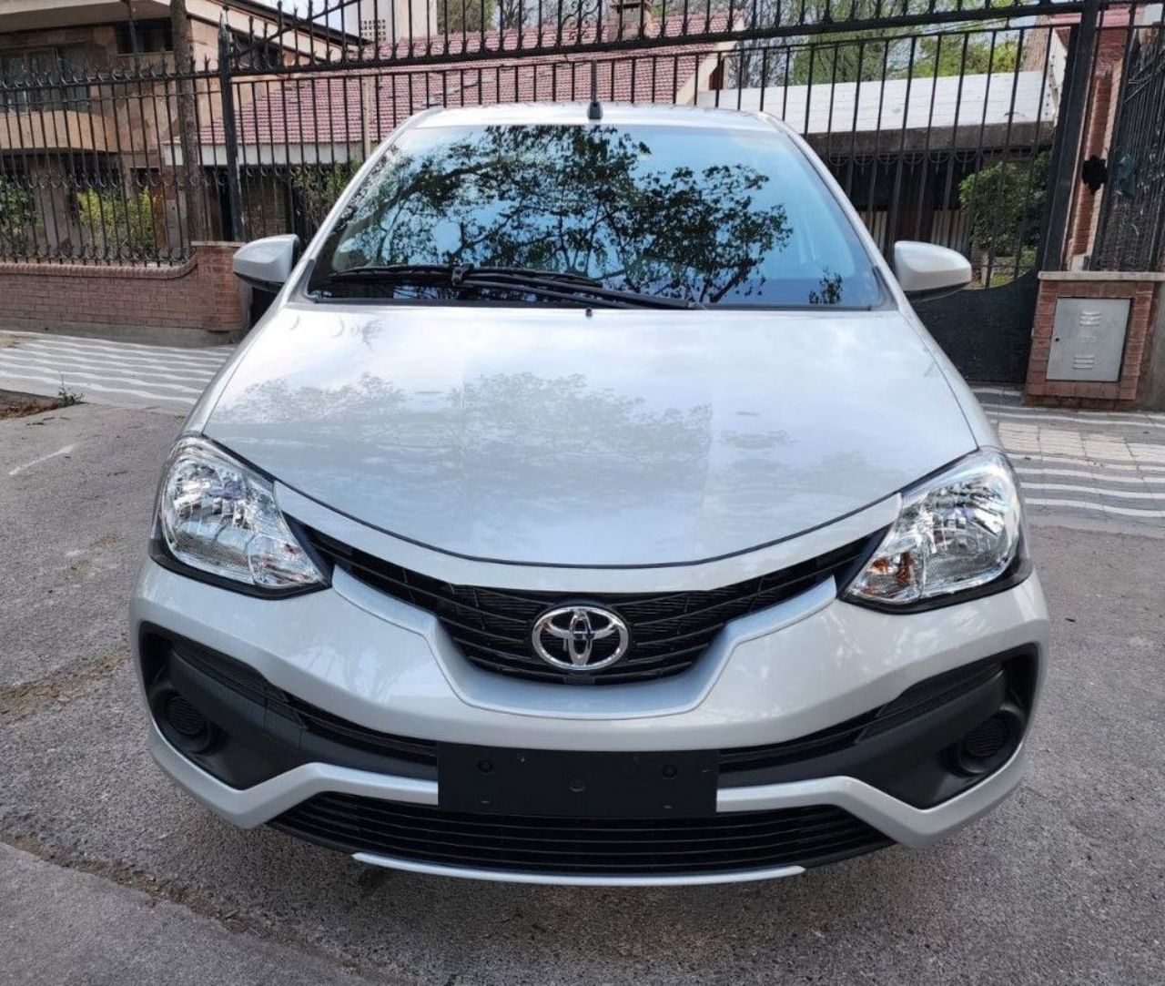 Toyota Etios Nuevo en Mendoza, deRuedas