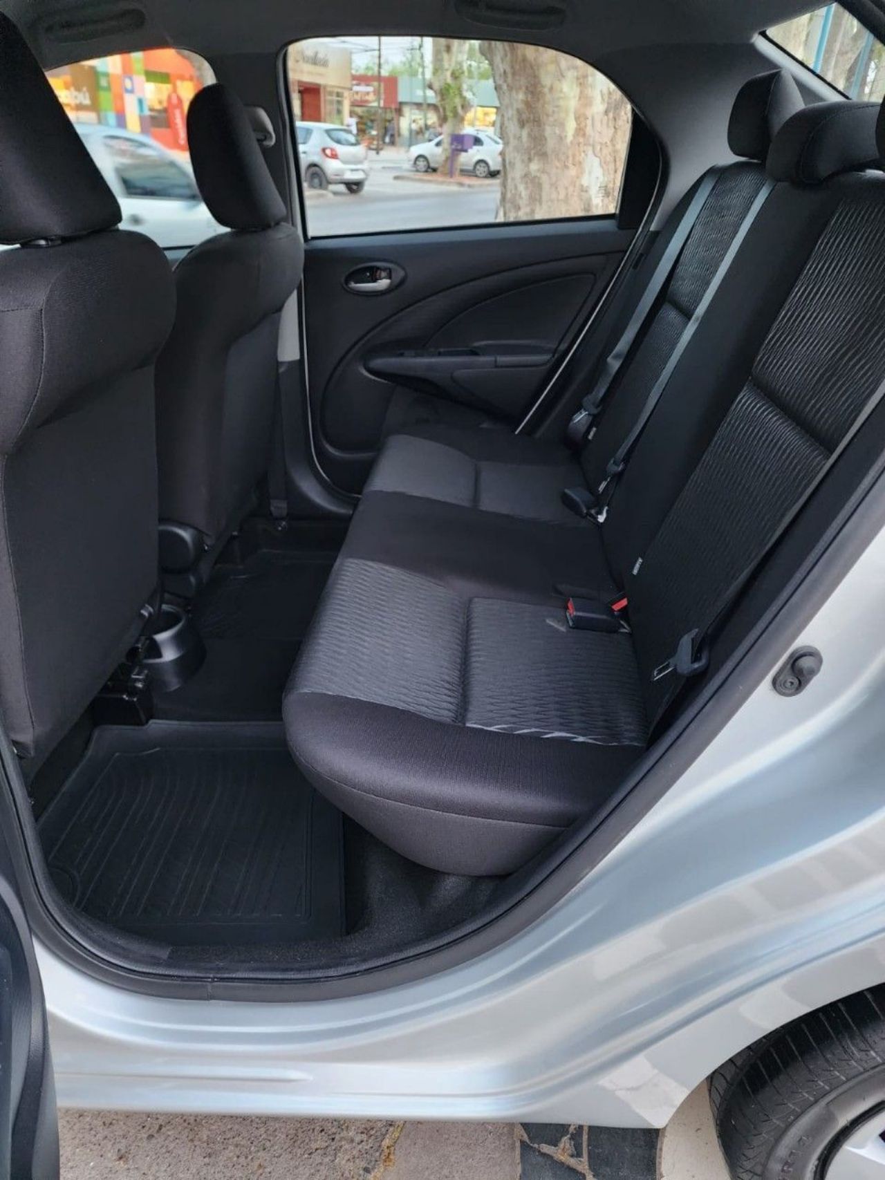 Toyota Etios Nuevo en Mendoza, deRuedas