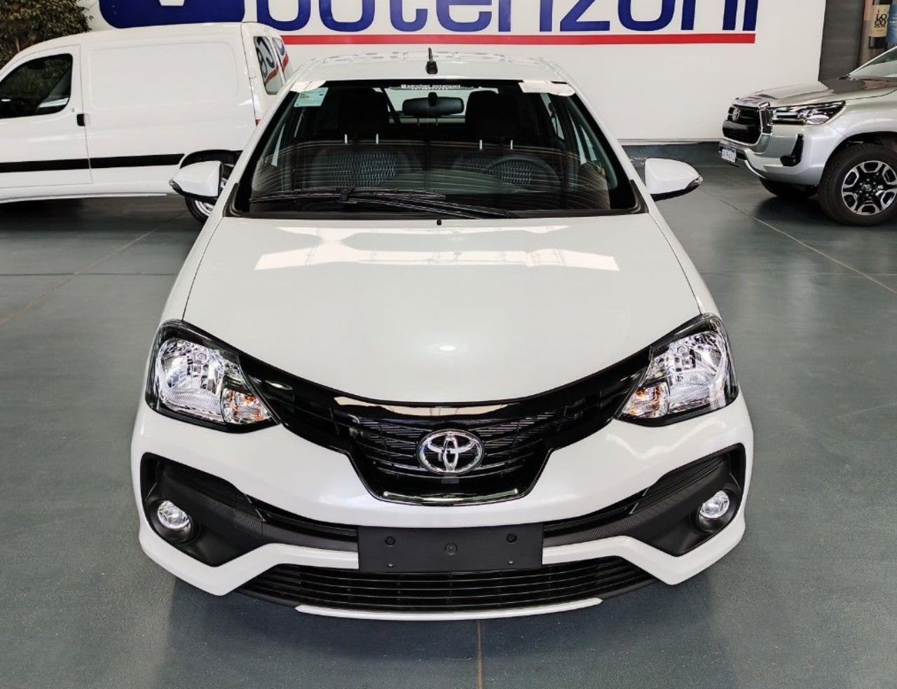 Toyota Etios Nuevo en Mendoza, deRuedas