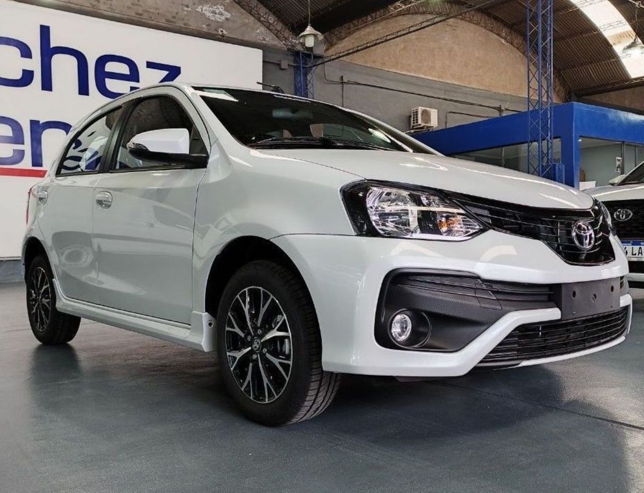 Toyota Etios Nuevo en Mendoza, deRuedas