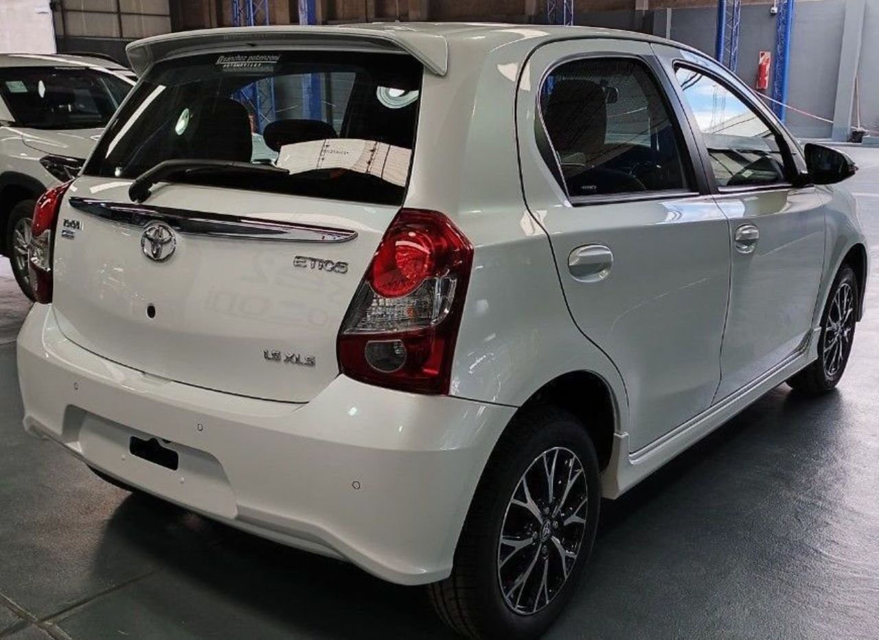Toyota Etios Nuevo en Mendoza, deRuedas