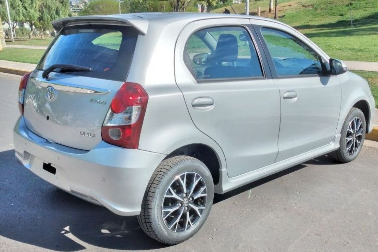 Toyota Etios Nuevo en Mendoza, deRuedas