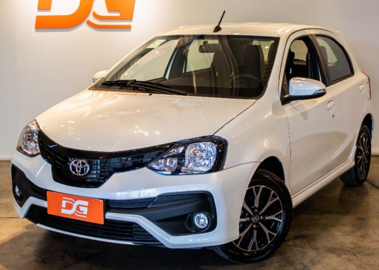 Toyota Etios Nuevo en Córdoba, deRuedas
