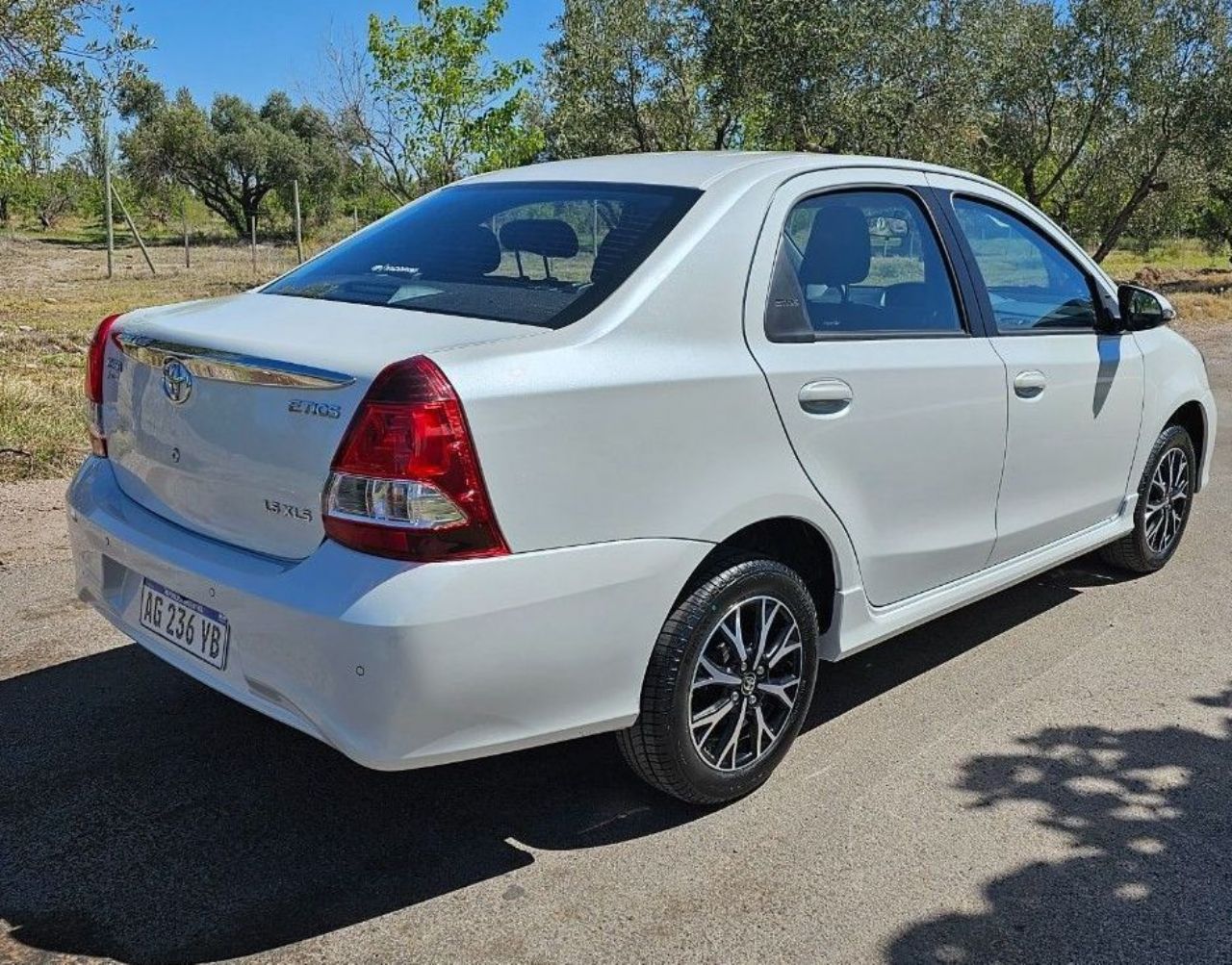 Toyota Etios Nuevo en Mendoza, deRuedas