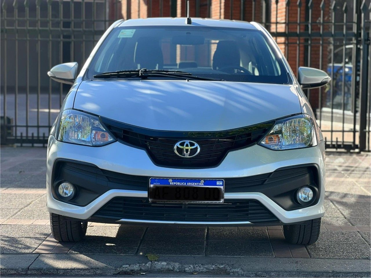 Toyota Etios Nuevo en Mendoza, deRuedas