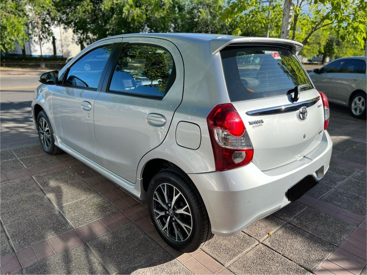 Toyota Etios Nuevo en Mendoza, deRuedas