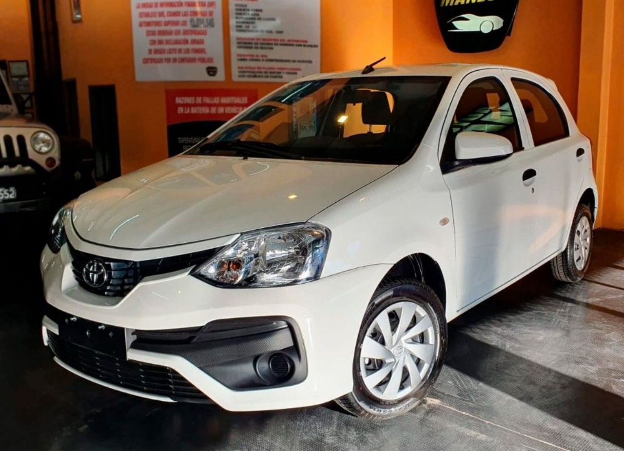 Toyota Etios Nuevo en Mendoza, deRuedas
