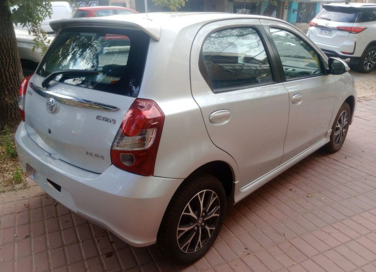 Toyota Etios Nuevo en Mendoza, deRuedas