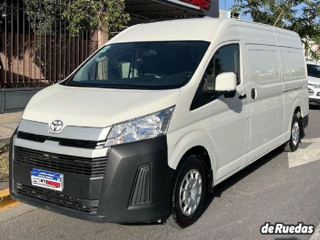 Toyota Hiace Usada en San Juan, deRuedas